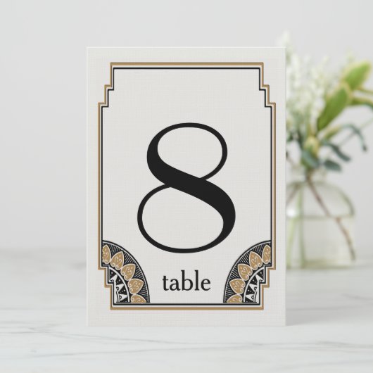 Numéro de table 8 en or Art Déco (Debout devant)