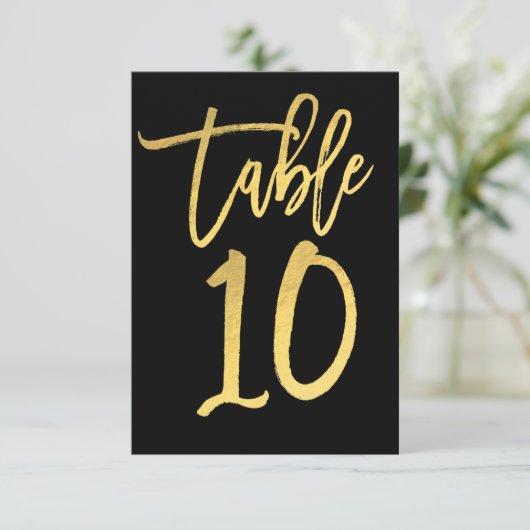 Numéro de table à écriture moderne en feuille d'or (Debout devant)