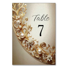 Numéro de table à motif doré orné