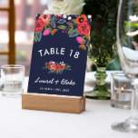 Numéro De Table Bouquet bohème - Mariage bleu marine<br><div class="desc">Carte de table bleu marine avec des arrangements floraux bohèmes colorés combinés avec des polices blanches modernes. Ajoutez vos noms et votre date de mariage sous le bouquet de fleurs dessinées à la main orange et rose.</div>