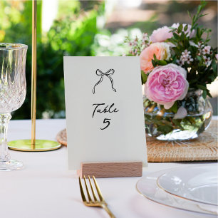 Numéro De Table Bow à lunettes, mariage dessiné à la main