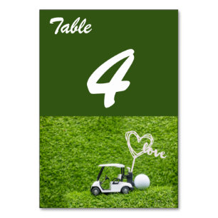 Numéro De Table Chariot de golf avec amour sur herbe verte pour ma