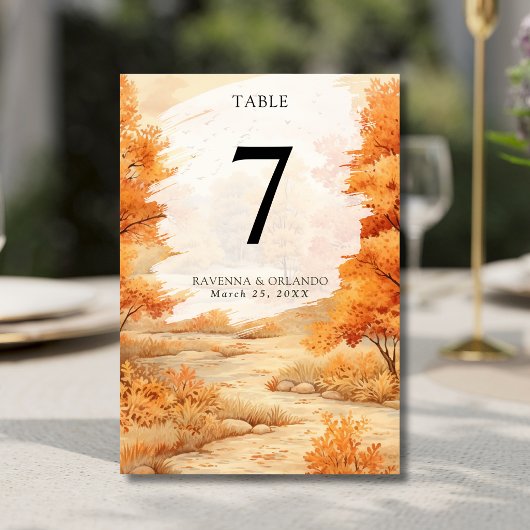 Numéro De Table Chemin forestier romantique d'automne aux feuilles