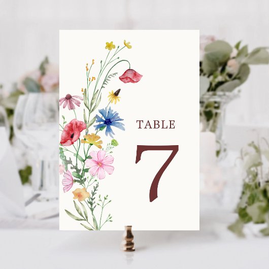 Numéro de table de mariage aux fleurs sauvages
