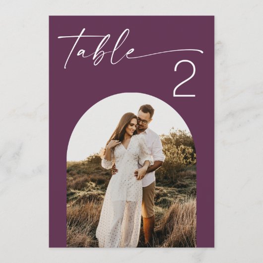Numéro de table de mariage avec arche romantique e (Devant)