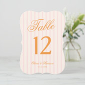 Numéro de table de mariage découpé en forme avec r (Debout devant)