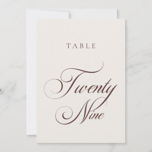 Numéro de table de mariage en calligraphie marron (Devant)