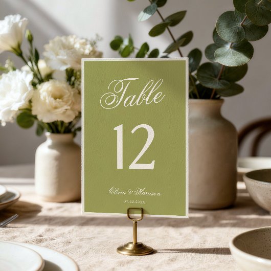 Numéro de table de mariage en calligraphie vert ol