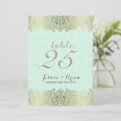 Numéro de table de mariage en dentelle dorée et ve (Debout devant)