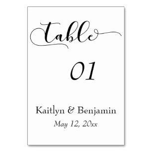 Numéro de table de mariage en typographie noir sur