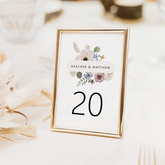 Numéro de table de mariage floral moderne