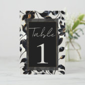 Numéro de table de mariage floral noir et or Greig (Debout devant)