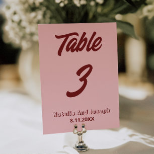 Numéro de table de mariage funky rose bordeaux mod