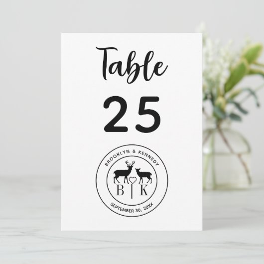 Numéro de table de mariage rustique Monogram Deer (Debout devant)
