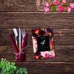 Numéro De Table Elégant cadre floral rose bordeaux noir<br><div class="desc">Eléments : Aménagements floraux vibrants entourant un cadre noir. Polices serif élégantes avec des plumes de script. Couleurs : noir, bordeaux, rougissant, rose, prune, canneberge, vert, orange. Thèmes : élégant, boho, bothanique, bohème, romantique, sombre, moody, luxuriant, jardin, hiver, automne, romantique. Collection : Elégante collection de Mariages à cadre floral rose...</div>