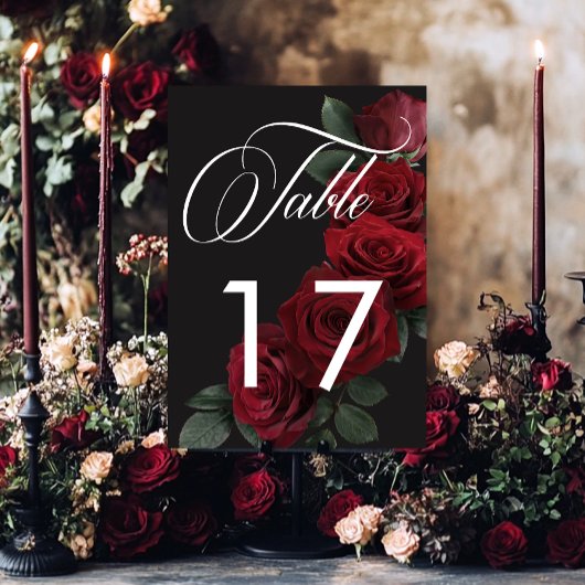 Numéro De Table Élégant Moody Blood Red Roses Floral
