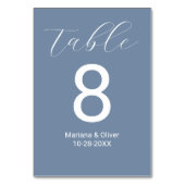 Numéro De Table Élégant Script Dusty Mariage bleu (Dos)