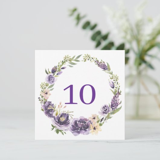 Numéro de table florale pourpre (Debout devant)