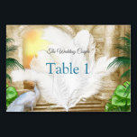 Numéro De Table Golden Royal Peacock Feathers<br><div class="desc">Paysage d'imaginaire royal blanc et bleu-vert dans un temple tropical entouré de numéro vert et de cartes de nom pour chaque quête sur la table.</div>