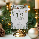 Numéro De Table Hiver Pins Rustiques Mariage de lanterne botanique<br><div class="desc">Hiver Pins Rustiques Botanique Lanterne Mariage Numéro de tableau. Magnifique élégant numéro de table de mariage d'hiver avec lanterne enneigée avec branches de pin botanique rustique et pins. Ce design mariage moderne et personnalisé peut être facilement personnalisé avec vos propres détails de mariage.</div>