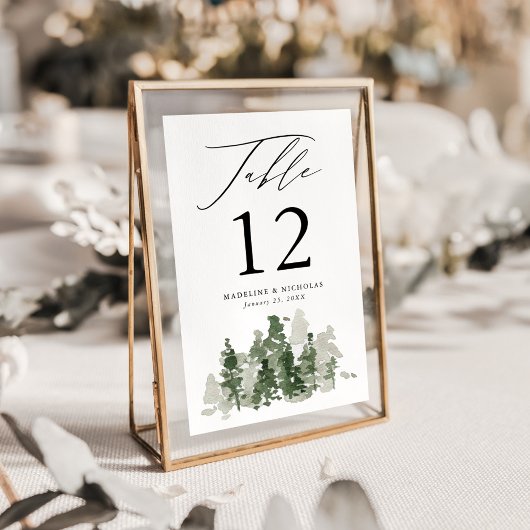 Numéro De Table Mariage dans une forêt de pins rustique