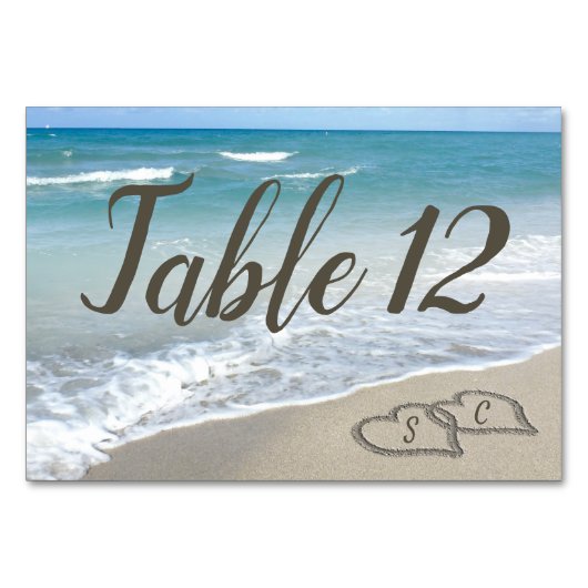 Numéro De Table Mariage de plage Coeurs Monogrammes dans le sable (Dos)