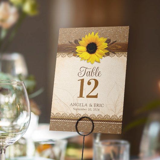 Numéro De Table Mariage de tournesol en bois de dentelle de Burlap