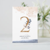 Numéro de table mariage en marine, en bleu et en o (Debout devant)