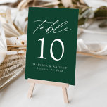 Numéro De Table Mariage Green Modern Elegance<br><div class="desc">Cartes de numéro de table mariage tendance et minimaliste avec lettrage moderne blanc avec "Table" dans un script de calligraphie moderne. Le design est composé d'un arrière - plan vert ou d'une couleur de votre choix. Le dessin se répète à l'arrière. Pour commander les cartes de table : ajoutez votre...</div>