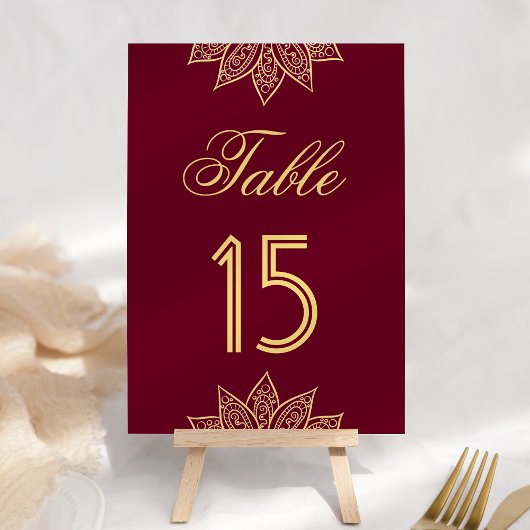 Numéro De Table Mariage indien Mehendi Burgundy Or