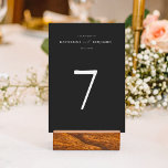 Numéro De Table Mariage minimaliste moderne<br><div class="desc">Créez votre propre numéro de table mariage personnalisé avec typographie minimaliste moderne.</div>