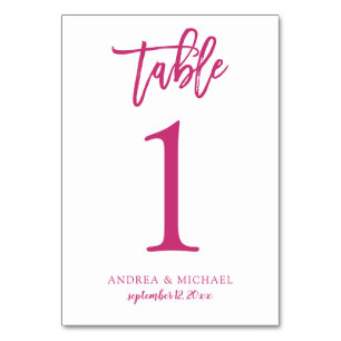 Numéro De Table Mariage Moderne Casual Écriture Pinceau (Magenta