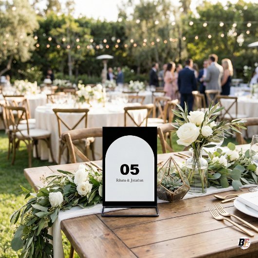 Numéro De Table Mariage Moderne Noir et Blanc avec Arche