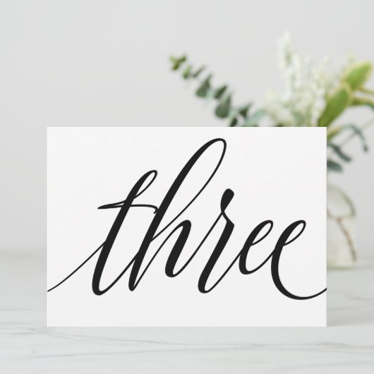 Numéro de table mariage - Typographie de luxe - No (Debout devant)
