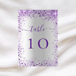 Numéro de table mariage violet argenté<br><div class="desc">Un faux arrière - plan argenté décoré de faux éclats violets et violets Personnalisez et ajoutez vos numéros de table. Ajoutez vos numéros un par un.</div>