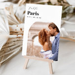 Numéro De Table Mariage Voyage Destination Photo & Nom<br><div class="desc">Ajoutez une touche de finition spéciale à vos tables de réception de mariage avec ces cartes de numéro de table photo personnalisées. Nommez chaque table après une destination de voyage mémorable et ajoutez une photo et le nom de destination à ces détenteurs uniques de cartes. Votre photo est alignée en...</div>