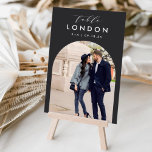 Numéro De Table Mariage Voyage Destination Photo & Nom<br><div class="desc">Ajoutez une touche de finition spéciale à vos tables de réception de mariage avec ces cartes de numéro de table photo personnalisées. Nommez chaque table après une destination de voyage mémorable et ajoutez une photo et le nom de destination à ces détenteurs uniques de cartes. Votre photo est alignée en...</div>