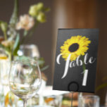 Numéro De Table Mariée d'automne Chalkboard Sunflower Party<br><div class="desc">Ajoutez les touches de finition à vos tables avec ces jolies cartes de table. Personnalisez-les comme vous le souhaitez,  exemple montre comment écrire dans différentes couleurs. Une autre façon de rendre votre fête spéciale,  recherchez d'autres idées amusantes dans la collection Autumn Breeze.</div>