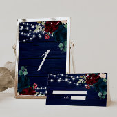 Numéro De Table Marsala en bois rustique & Fleurs bleues de marine