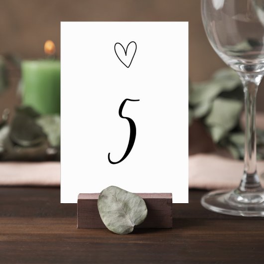 Numéro De Table Minimalist Wedding Table Number Card with Heart