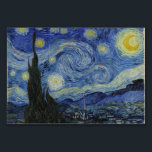 Numéro De Table Nuit étoilée par Vincent Van Gogh<br><div class="desc">Starry Night de Vincent Van Gogh, huile sur toile 1889, est un tableau paysager d'un vaste tourbillon d'étoiles brillantes sur un paysage de ville lointaine et de collines ondulantes, avec un seul cyprès au premier plan comme une flamme vert foncé. Van Gogh a peint son chef-d'oeuvre étoilé non pas de...</div>
