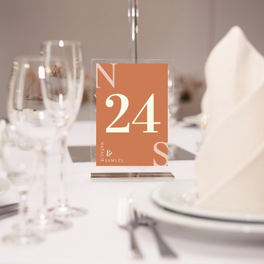 Numéro De Table Pêche Minimalsite & Élégantes Initiales Gras