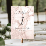 Numéro De Table Rose de marbre moderne Mariage Parties scintillant<br><div class="desc">Cet élégant design présente une écriture manuscrite gris fusain,  des polices italiques et sans serif sur un arrière - plan de marbre or rose et de fausse parties scintillant.</div>