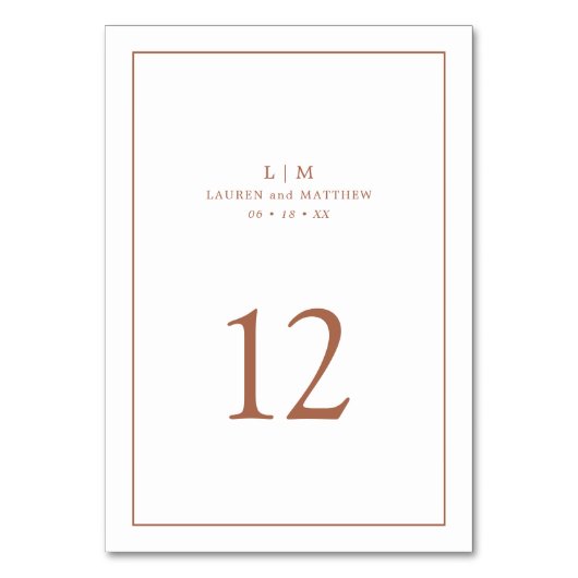 Numéro De Table Simple Mariage Monogramme Élégant en Terracotta (Par défaut)
