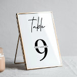 Numéro De Table Tableau de sièges noir et blanc moderne Numéros de<br><div class="desc">Terminez votre décor d'entreprise ou d'événement privé avec ce numéro de table minimal en noir et blanc. Utilisez cette carte de numéro de table moderne pour votre gala,  fête d'affaires ou réception de mariage,  ce design minimaliste conviendra à toutes les occasions!</div>