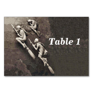 Numéro De Table Trois Jolies Sorcières À Look Trois Dimensions Sal
