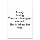 Numéro De Table Verbes en léchant chat lecture flashcards adultes (Dos)