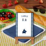 Numéro De Table Vintage BBQ Marine Bleu En vichy Mariage<br><div class="desc">Carte de numéro de table de mariage à thème vintage en bleu marine et blanc. Cette charmante décoration rustique présente des lettres vintages et des plaids traditionnels en bleu marine et blanc avec des éléments de design adaptés au jardin barbecue aux thèmes des fermes de campagne. Le design et le...</div>