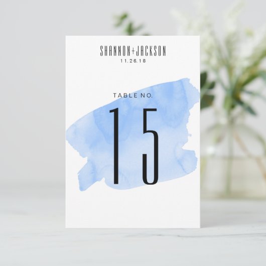 Numéros de table de mariage à lavis d'aquarelle bl (Debout devant)