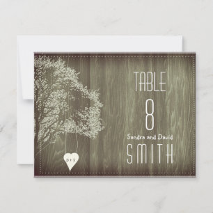 Numéros de table de mariage avec un arbre rustique